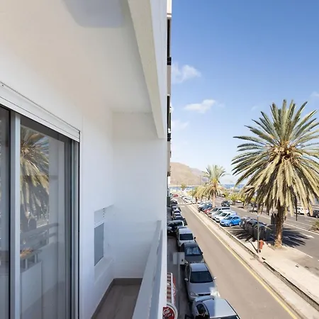 Home2book Sea Front Teresitas 1 *