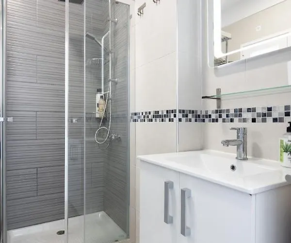 Home2book Sea Front Teresitas 1 Apartment *